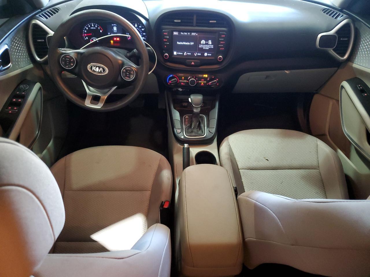 2022 KIA SOUL