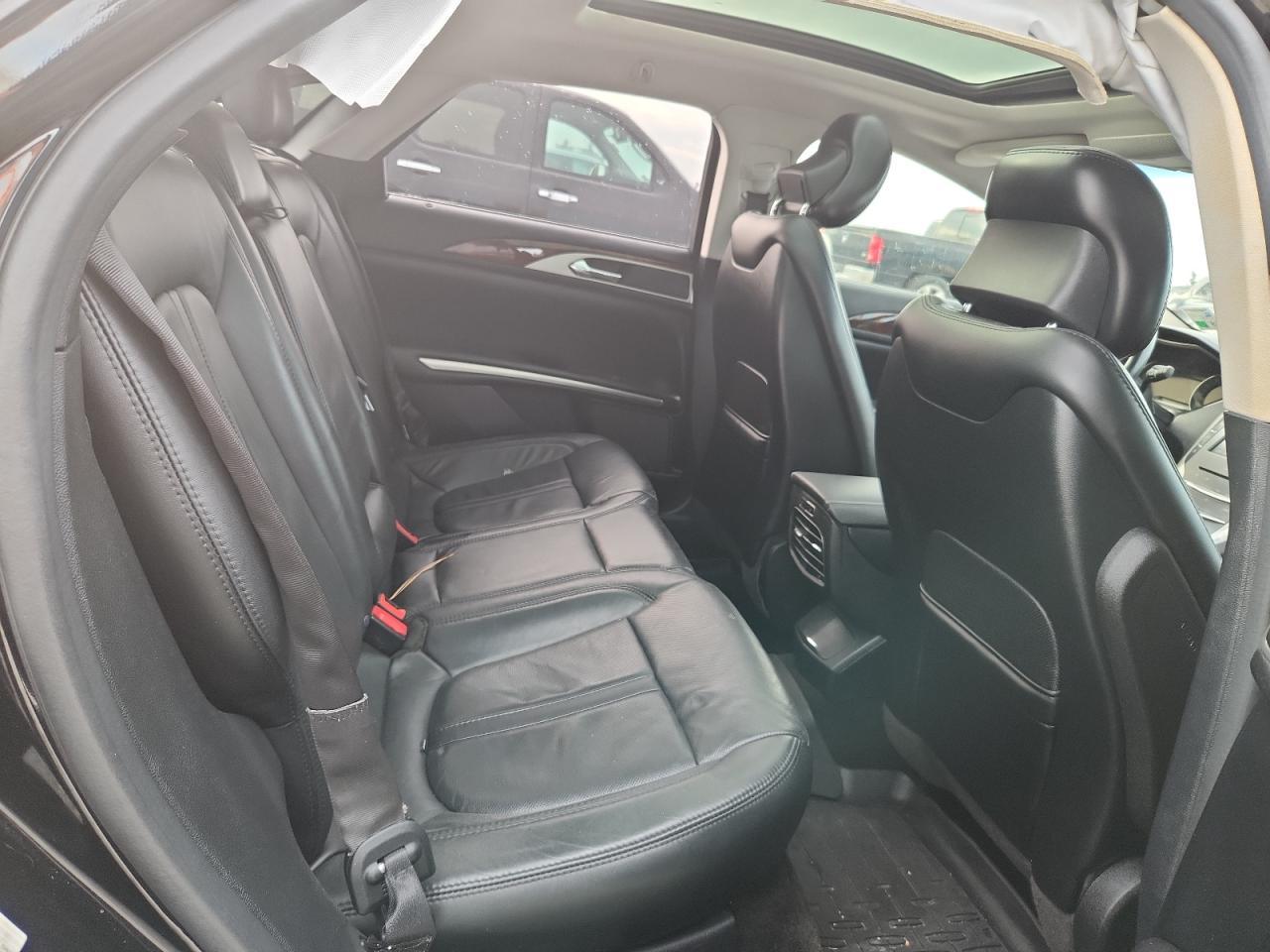 2016 LINCOLN MKZ
