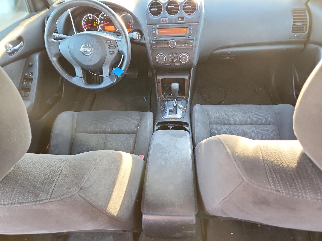 2010 NISSAN ALTIMA