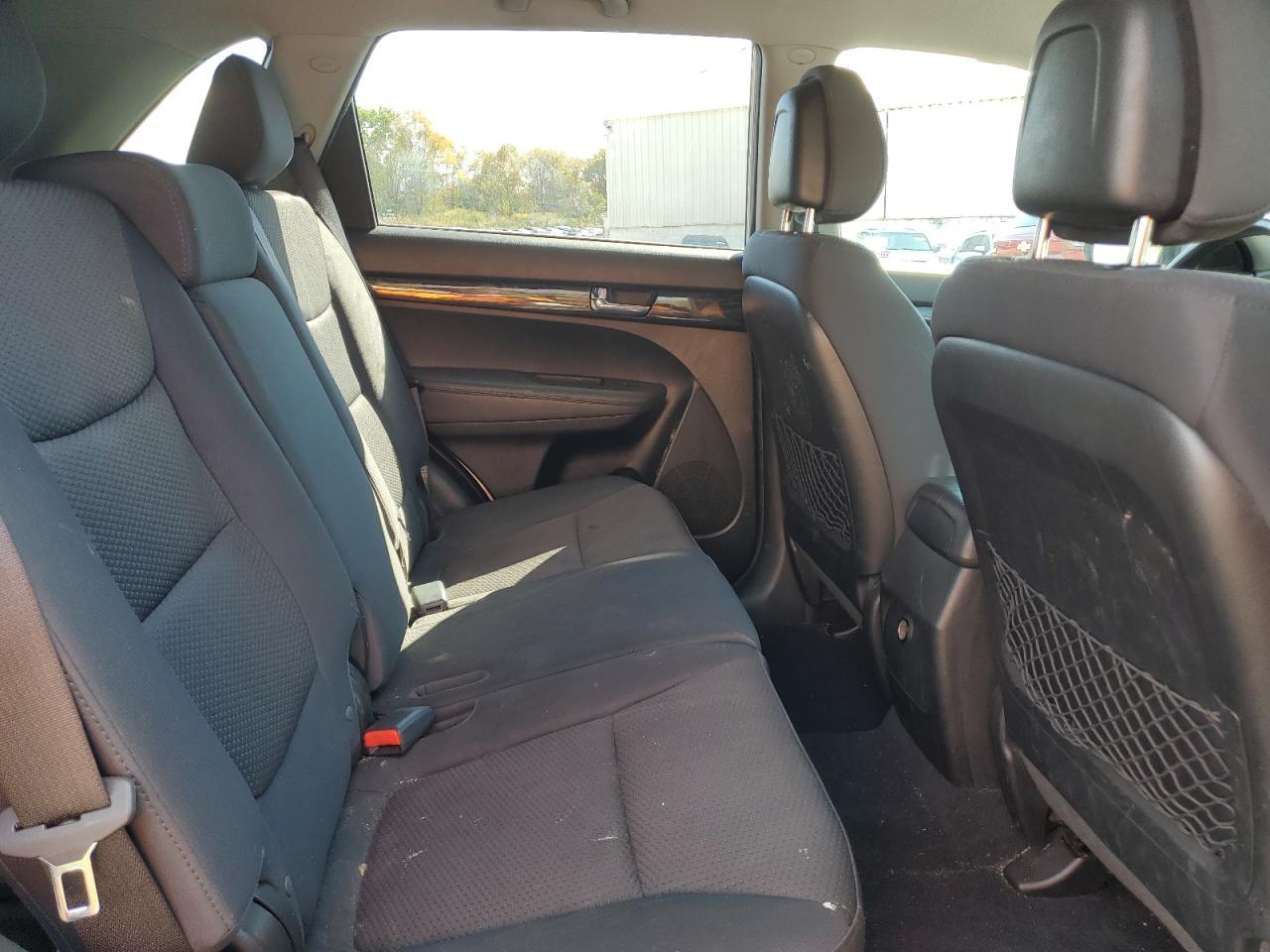 2011 KIA SORENTO