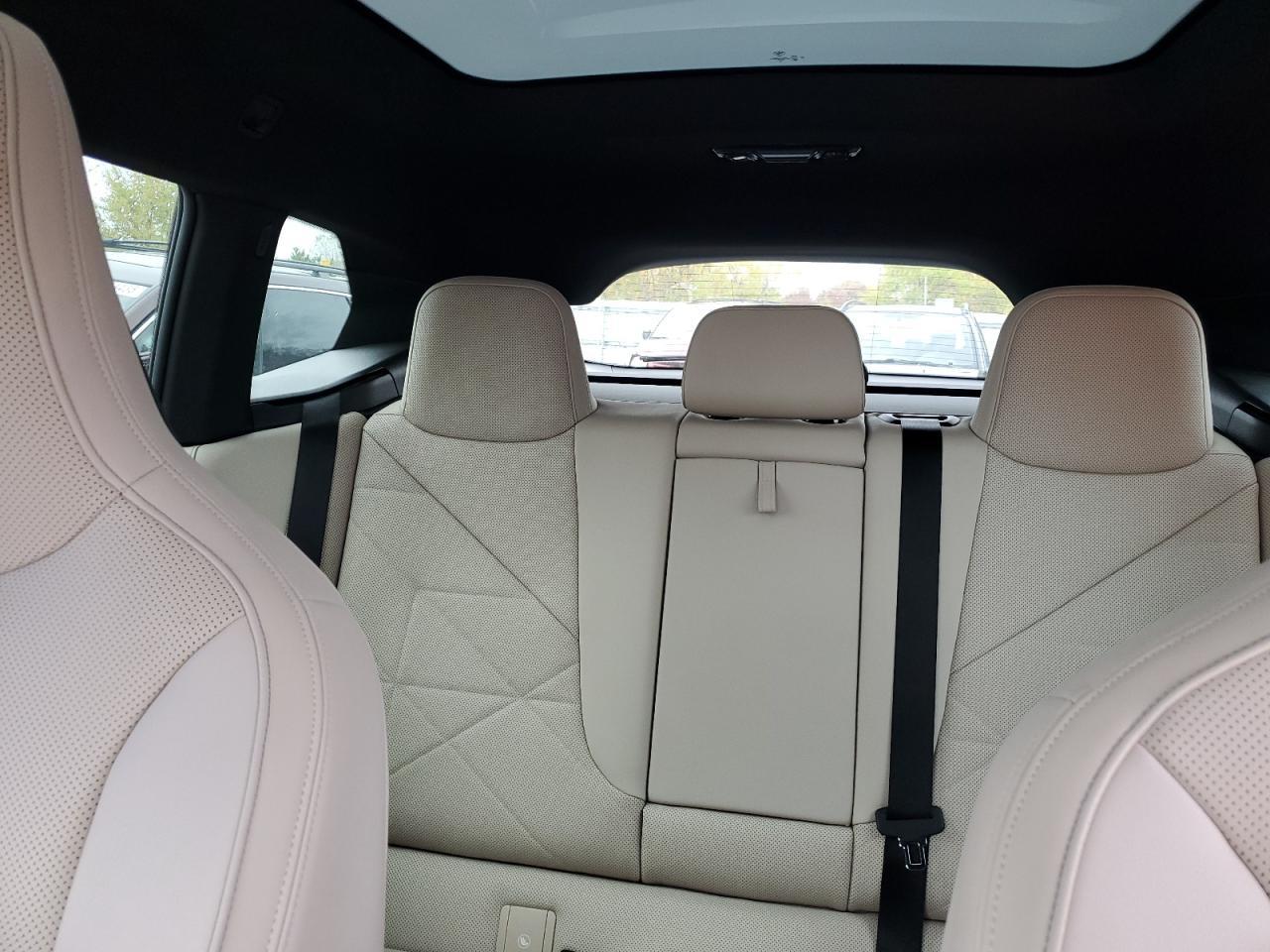 2023 BMW iX