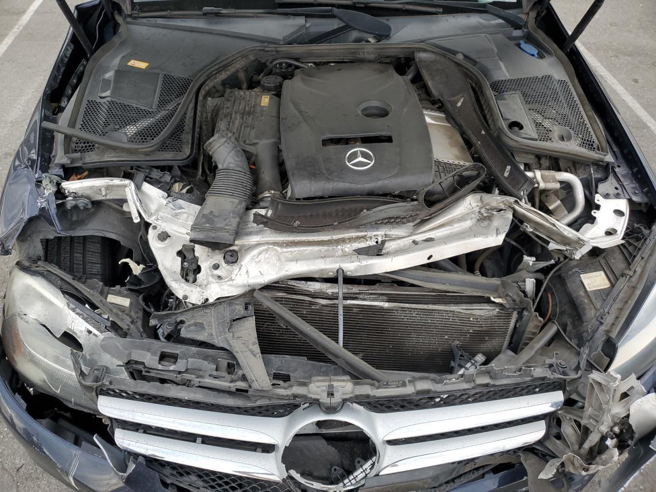 2016 MERCEDES-BENZ C-CLASS