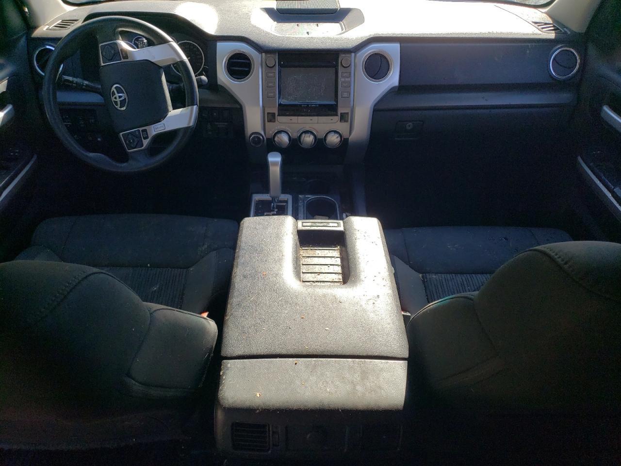 2017 TOYOTA TUNDRA