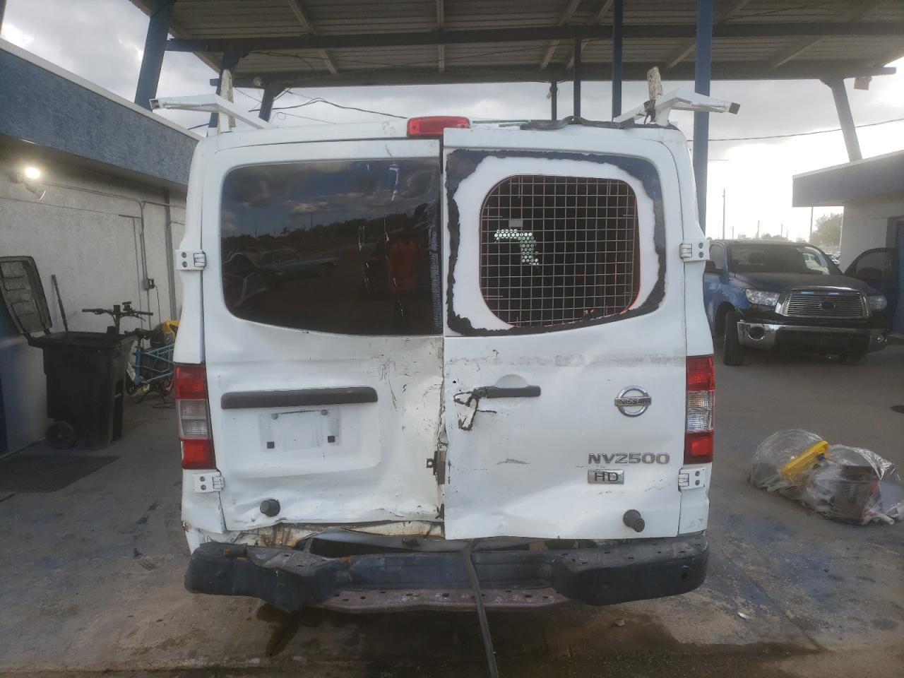 2016 NISSAN NV 1500