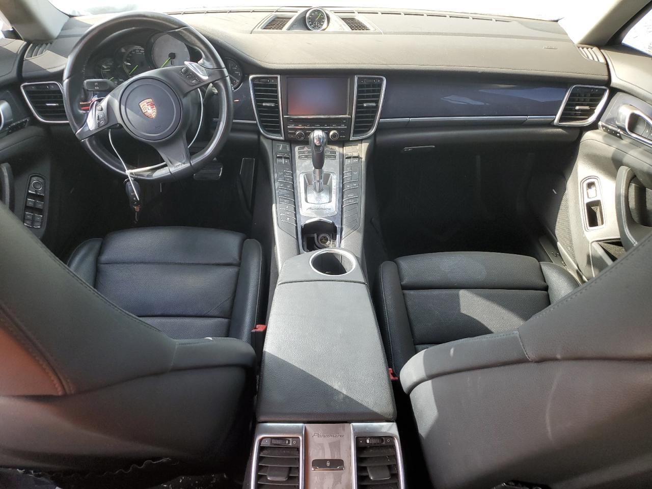 2014 PORSCHE Panamera