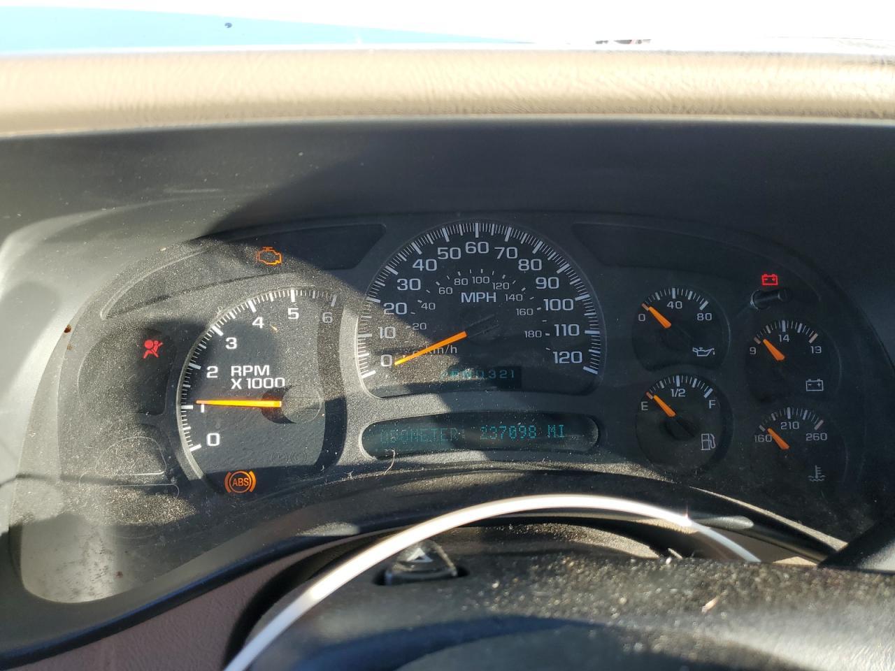2003 CHEVROLET Tahoe