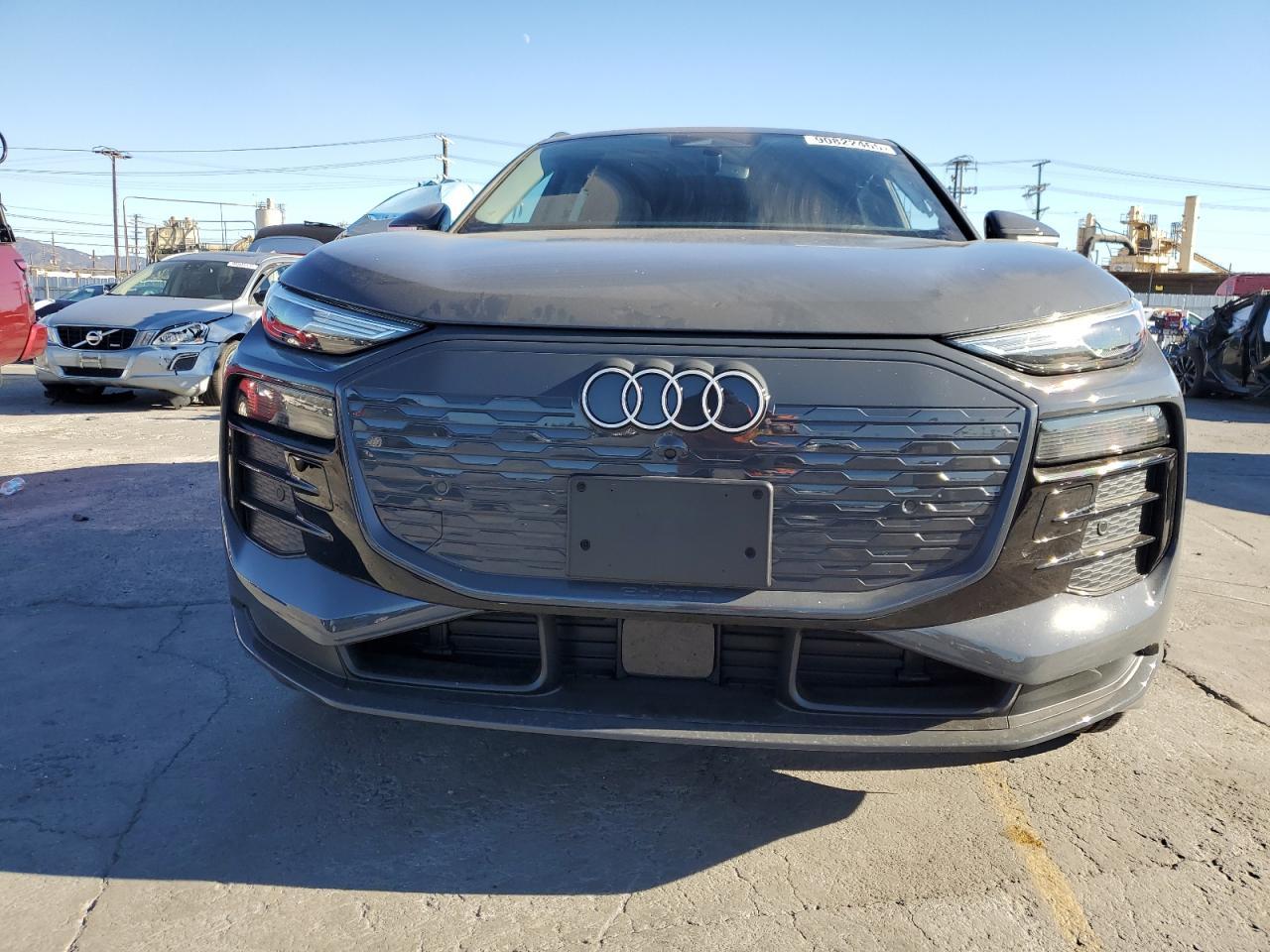 2025 AUDI Q6 e-tron