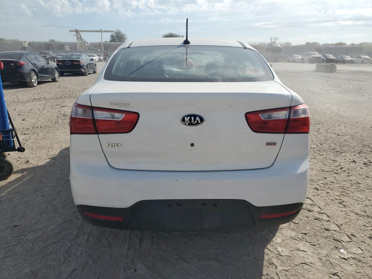 2013 KIA RIO