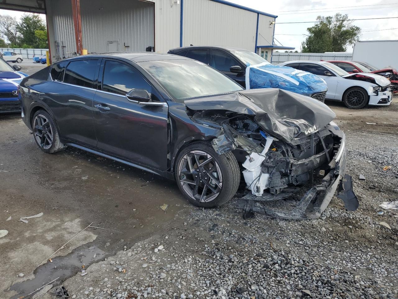 2025 KIA K4