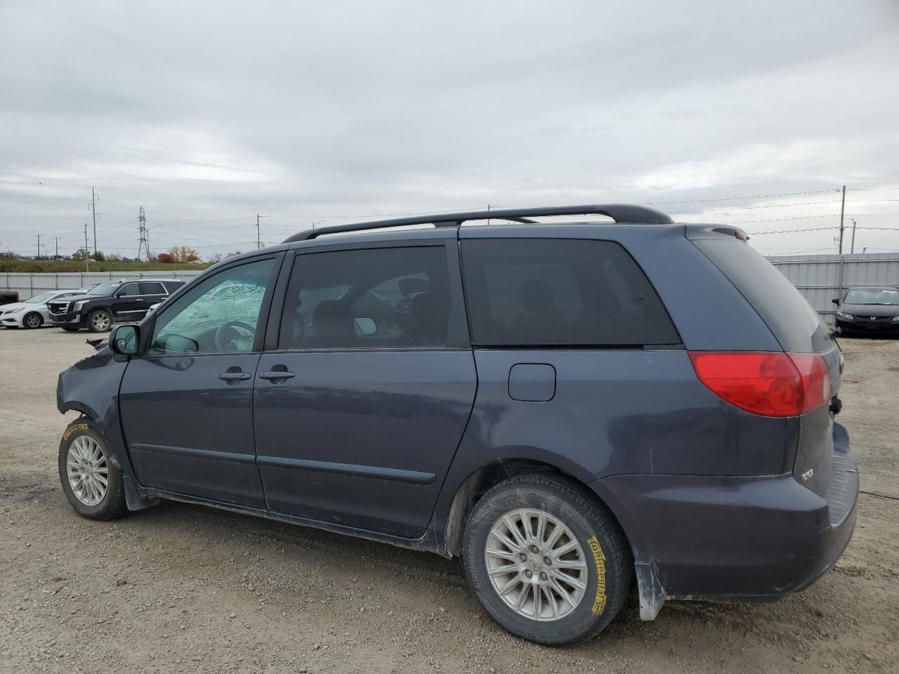 2007 TOYOTA SIENNA