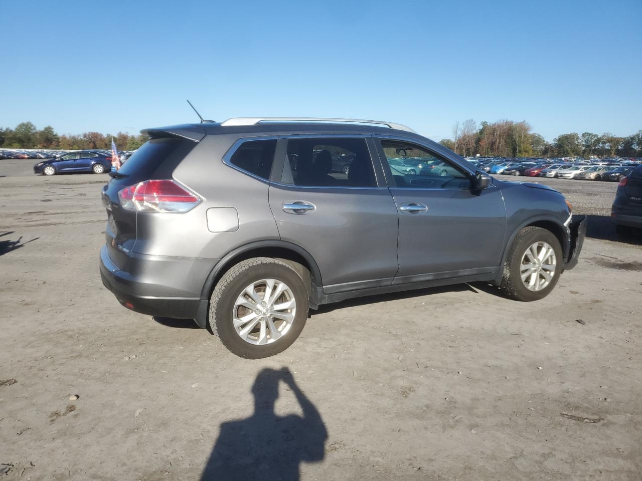 2015 NISSAN ROGUE