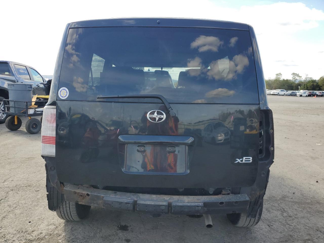 2006 TOYOTA SCION