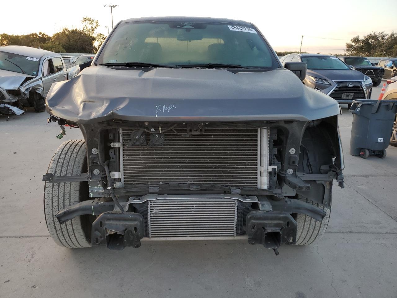 2022 FORD F-150 Lightning