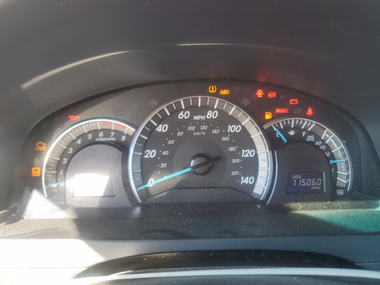 2014 TOYOTA CAMRY