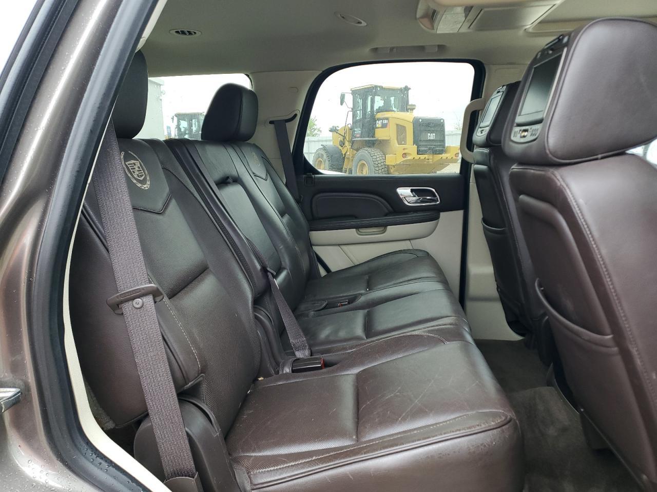 2013 CADILLAC ESCALADE