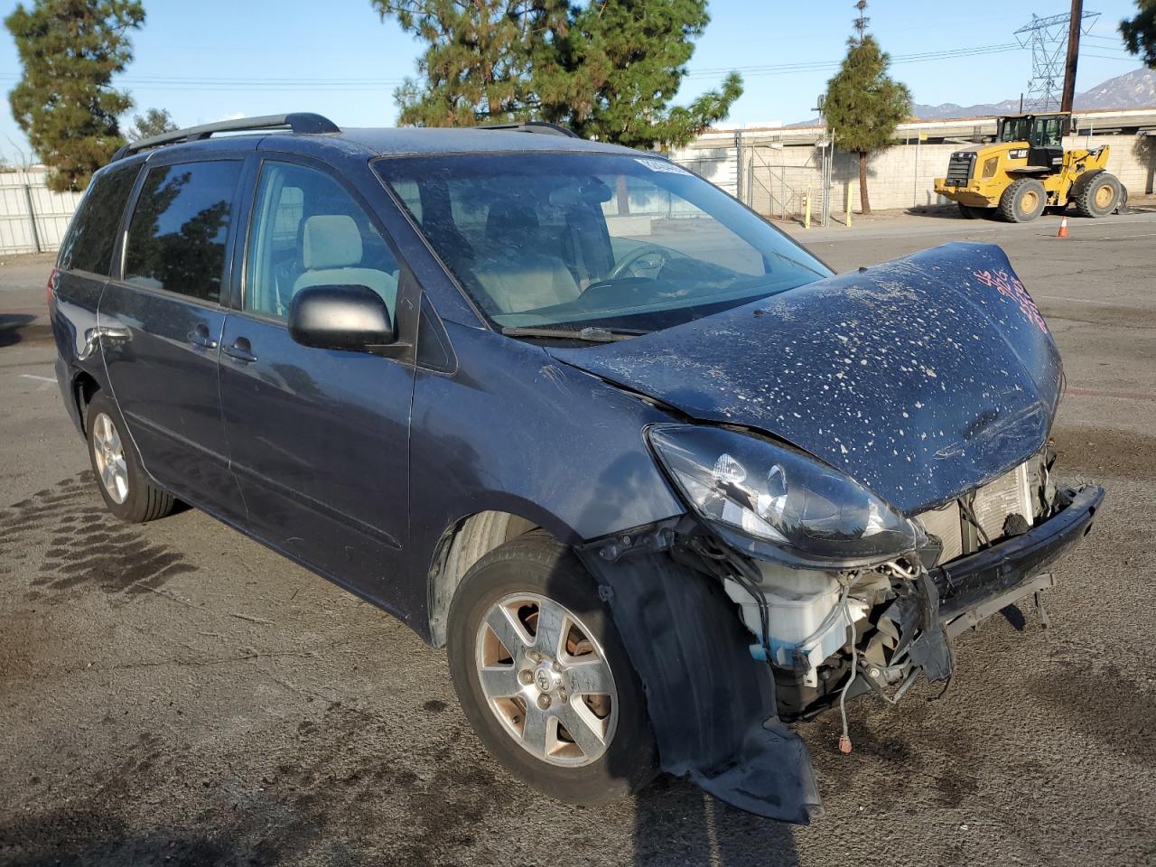 2006 TOYOTA SIENNA