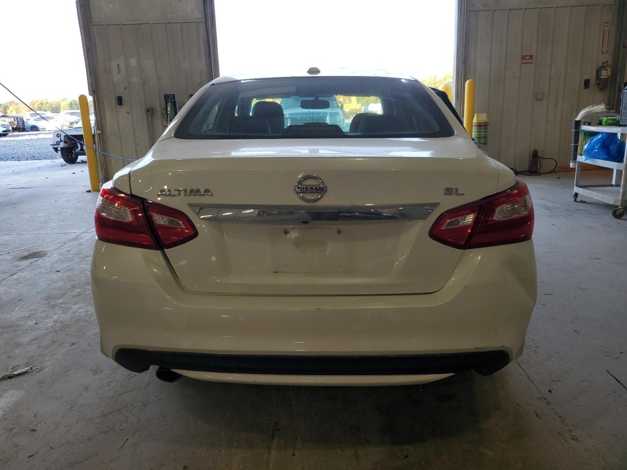 2017 NISSAN ALTIMA