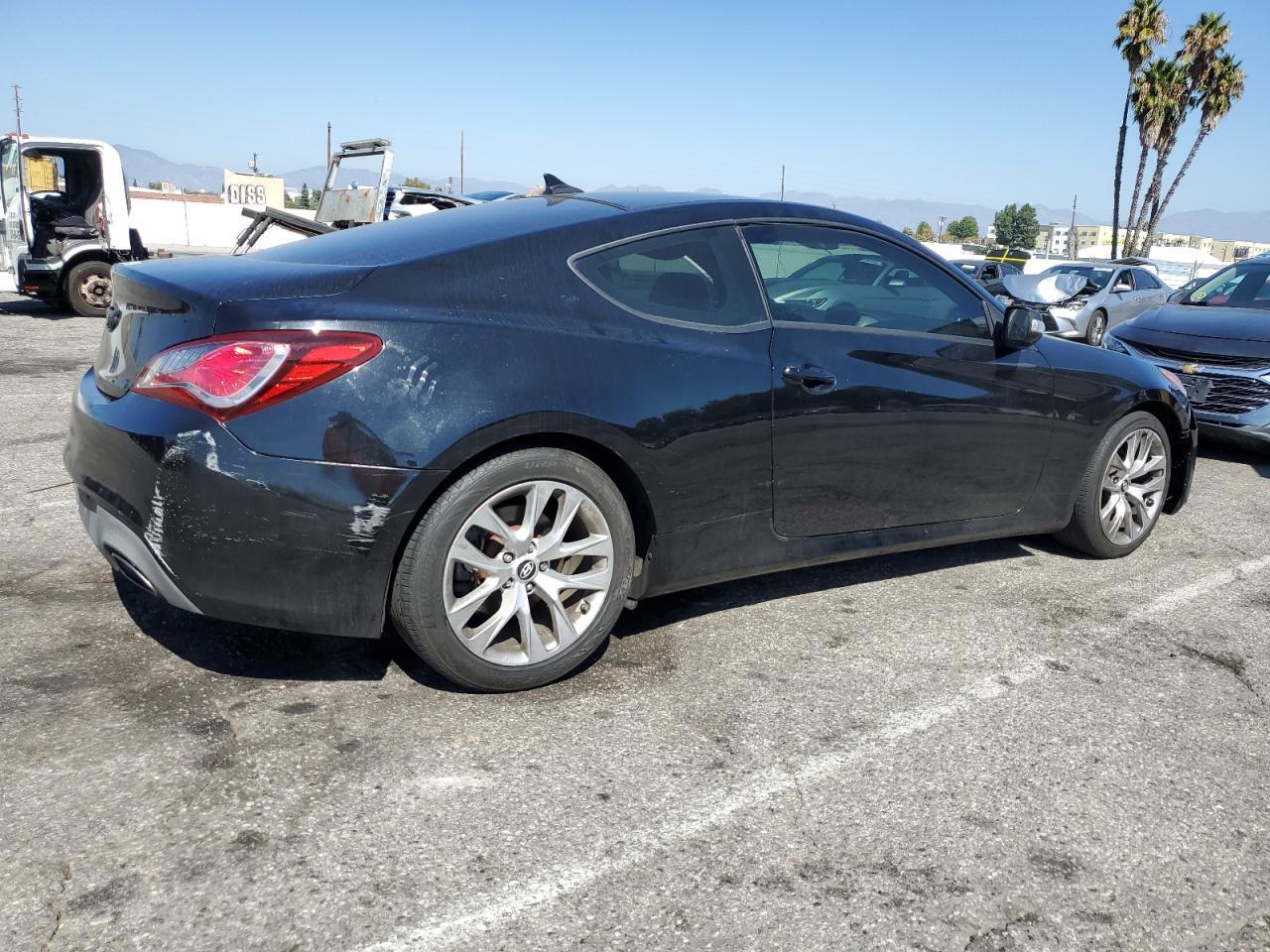 2013 HYUNDAI GENESIS