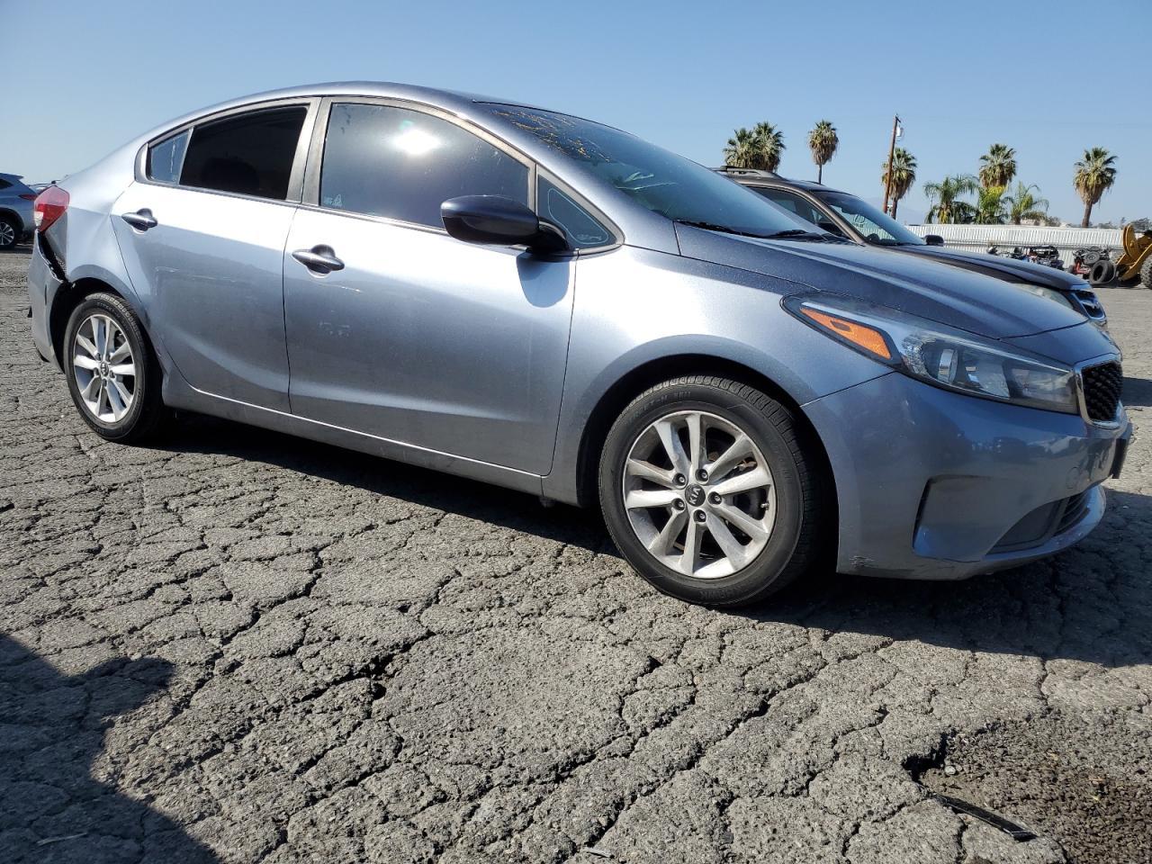 2017 KIA FORTE