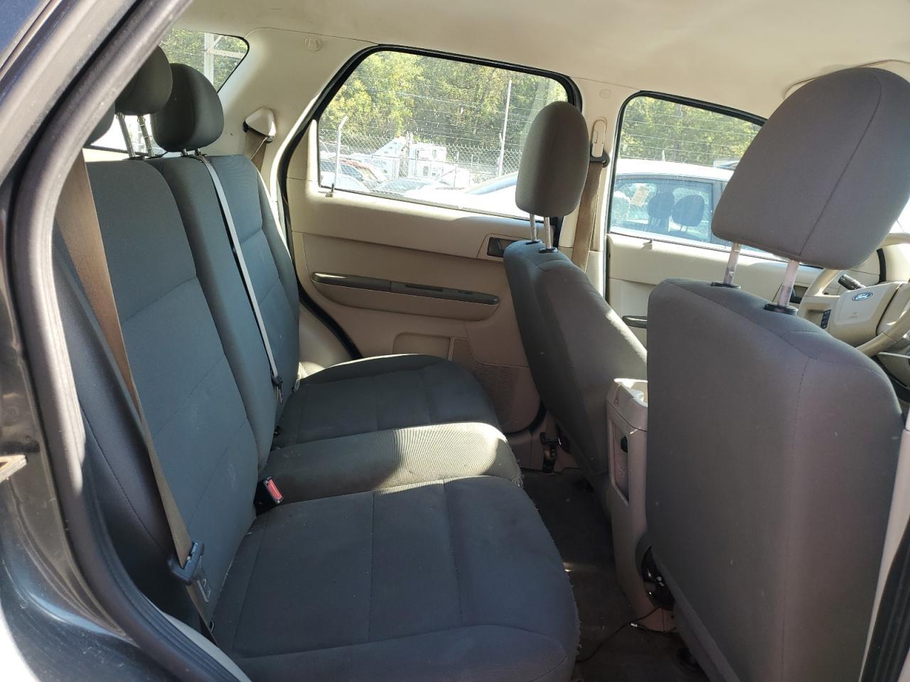 2009 FORD ESCAPE