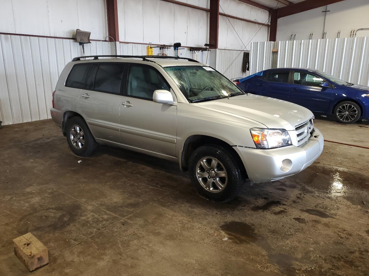 2006 TOYOTA HIGHLANDER