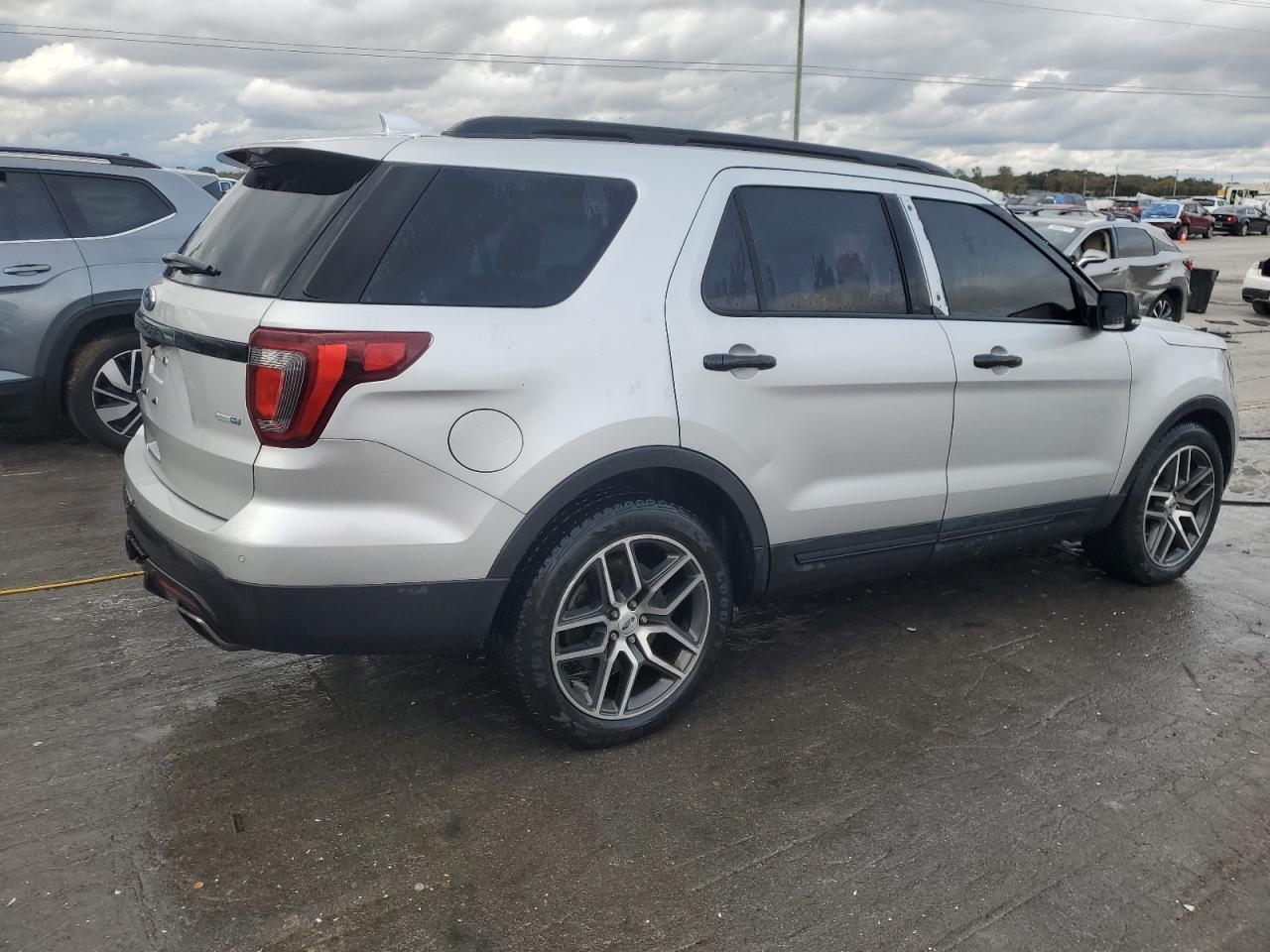 2017 FORD Explorer Sport Trac
