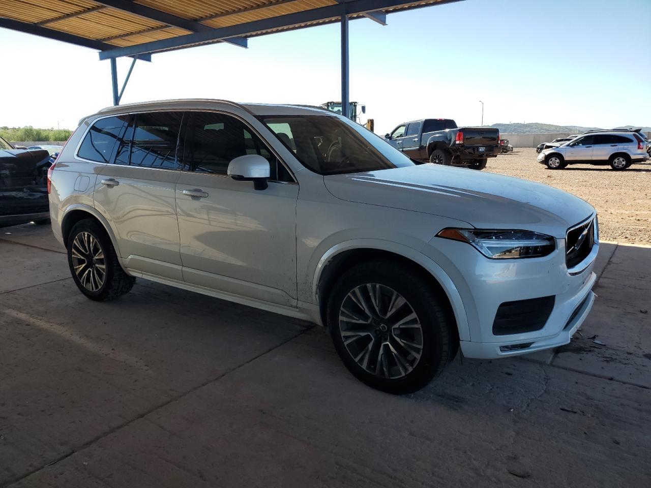 2020 VOLVO XC90
