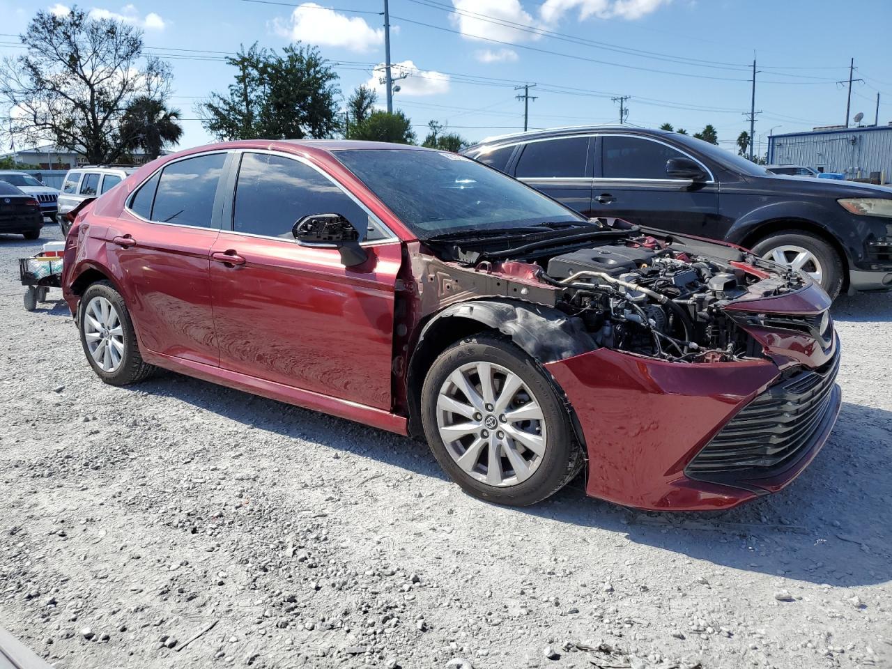 2018 TOYOTA CAMRY
