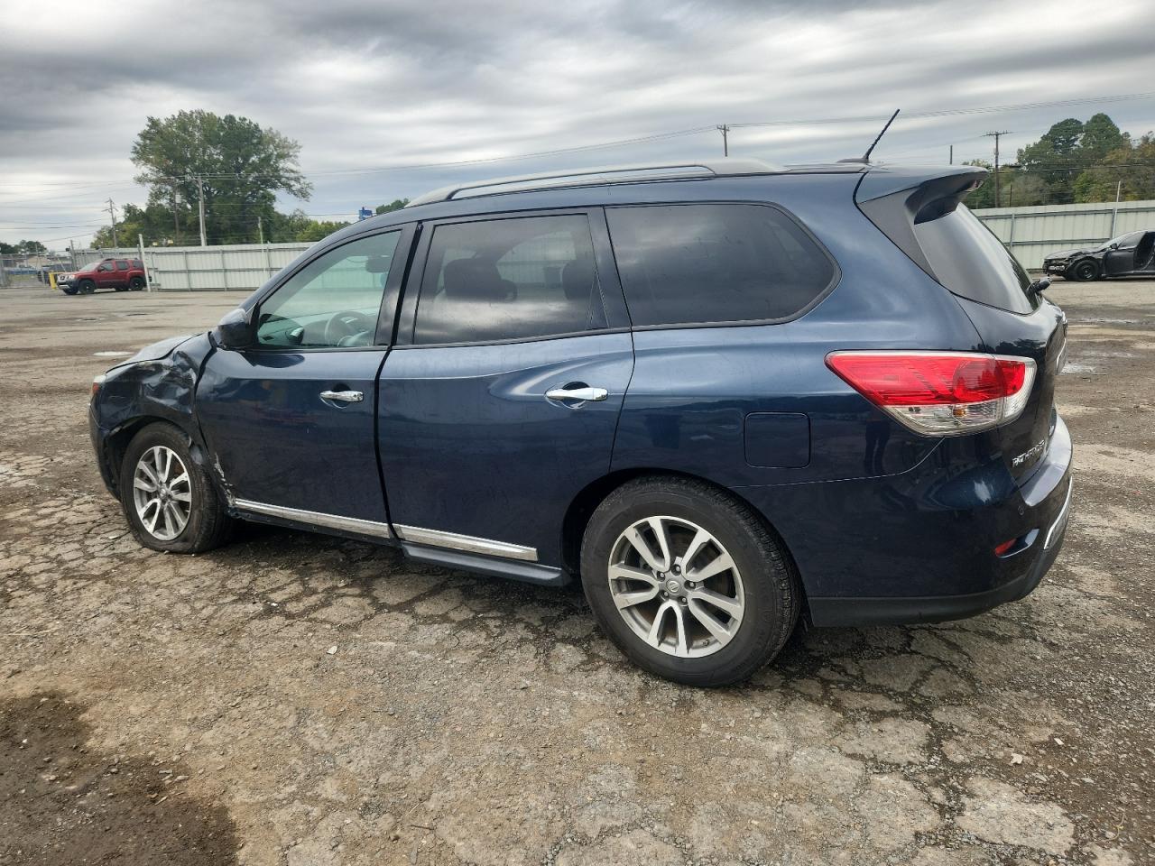 2013 NISSAN PATHFINDER