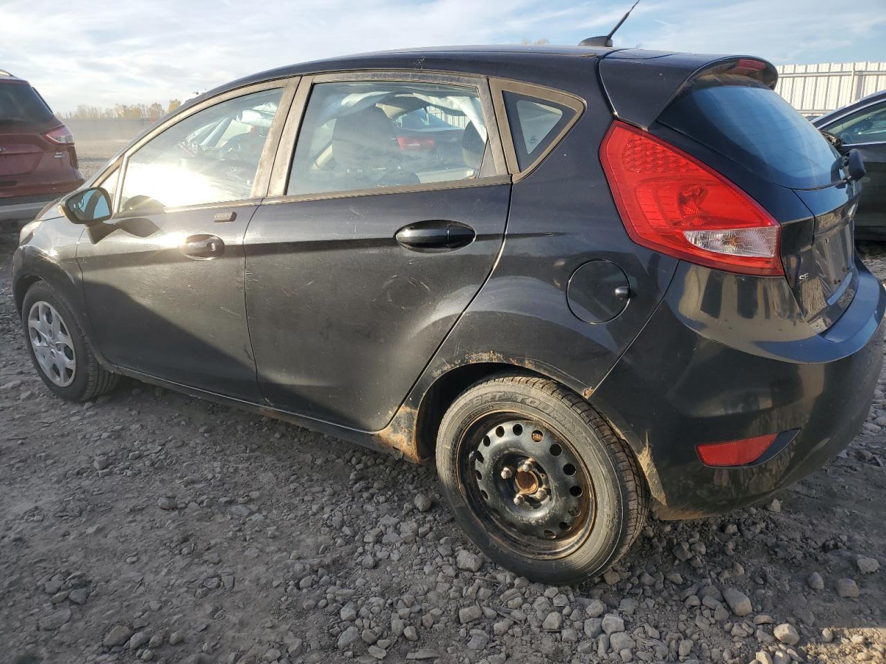 2013 FORD Fiesta