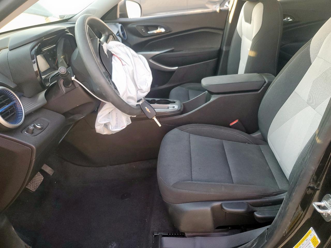 2025 CHEVROLET TRAX