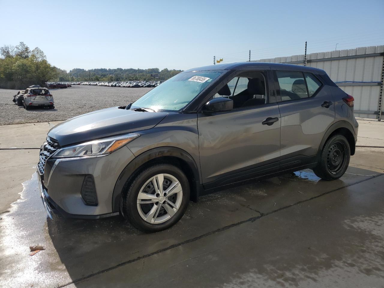 2023 NISSAN KICKS