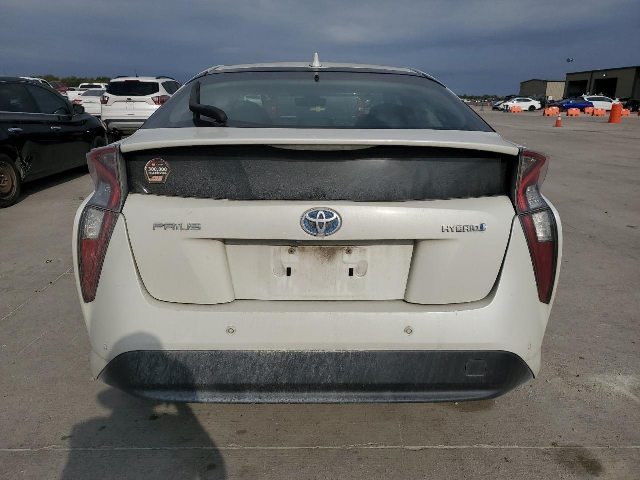 2017 TOYOTA PRIUS