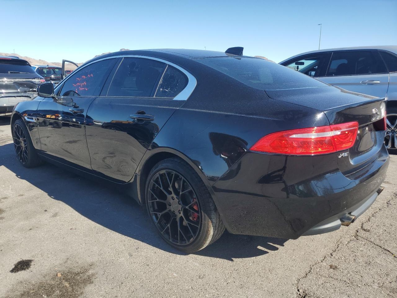 2017 JAGUAR XE