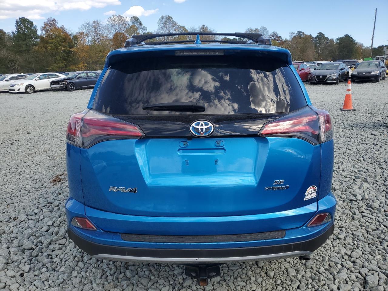 2017 TOYOTA RAV4