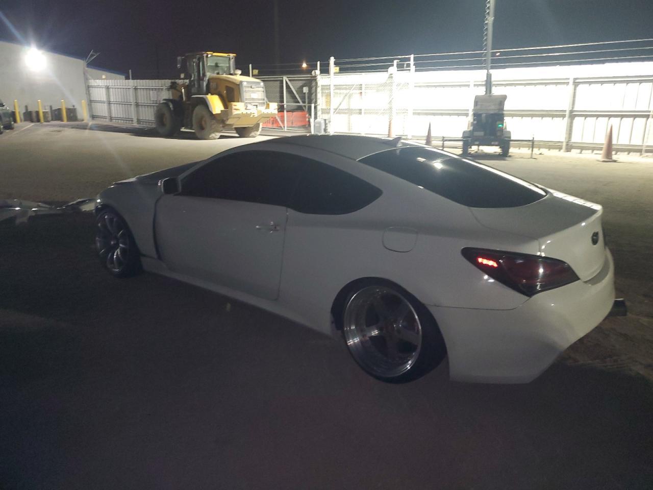 2010 HYUNDAI GENESIS