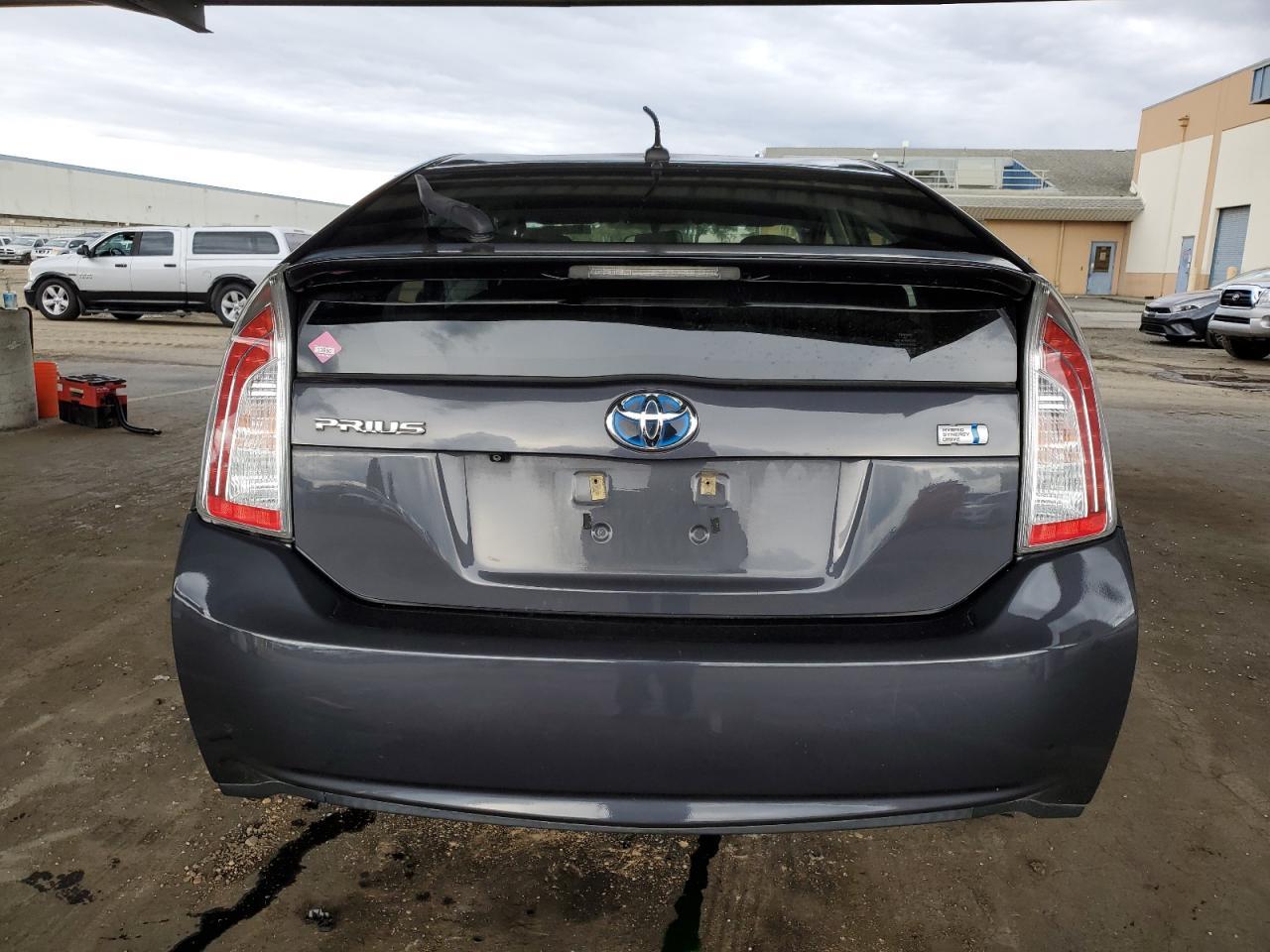 2013 TOYOTA PRIUS