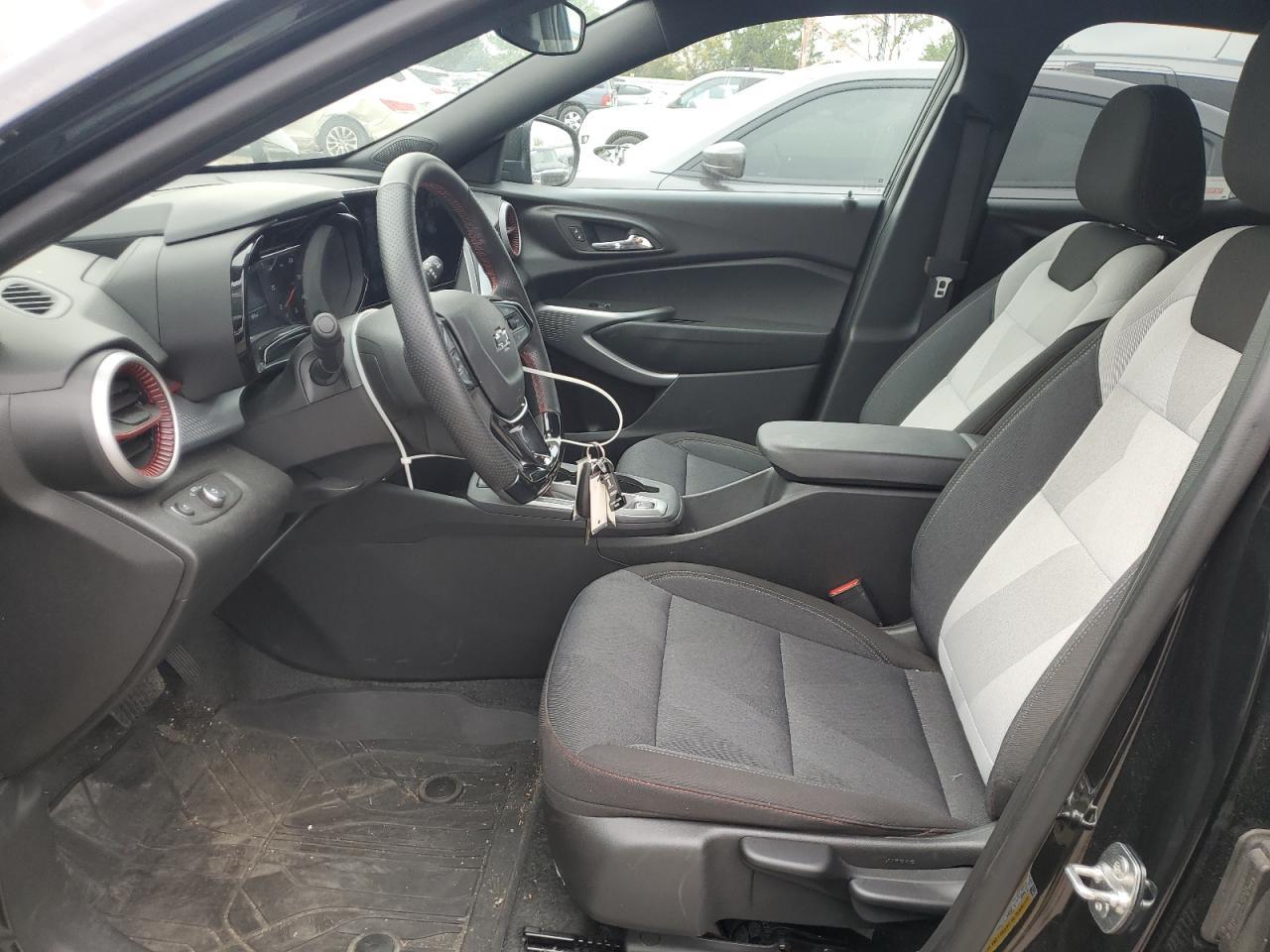 2025 CHEVROLET TRAX