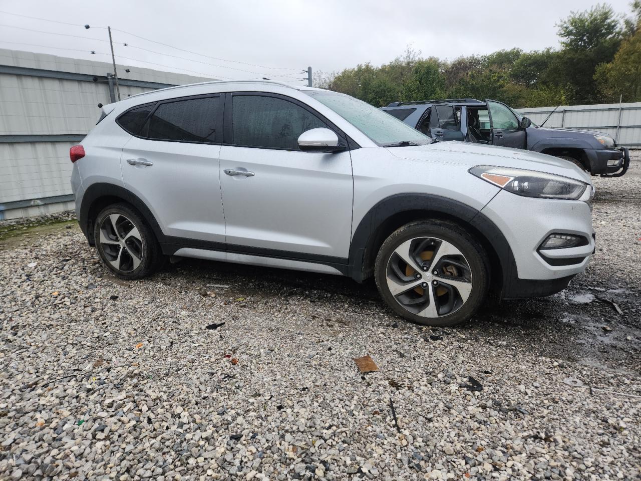 2017 HYUNDAI TUCSON