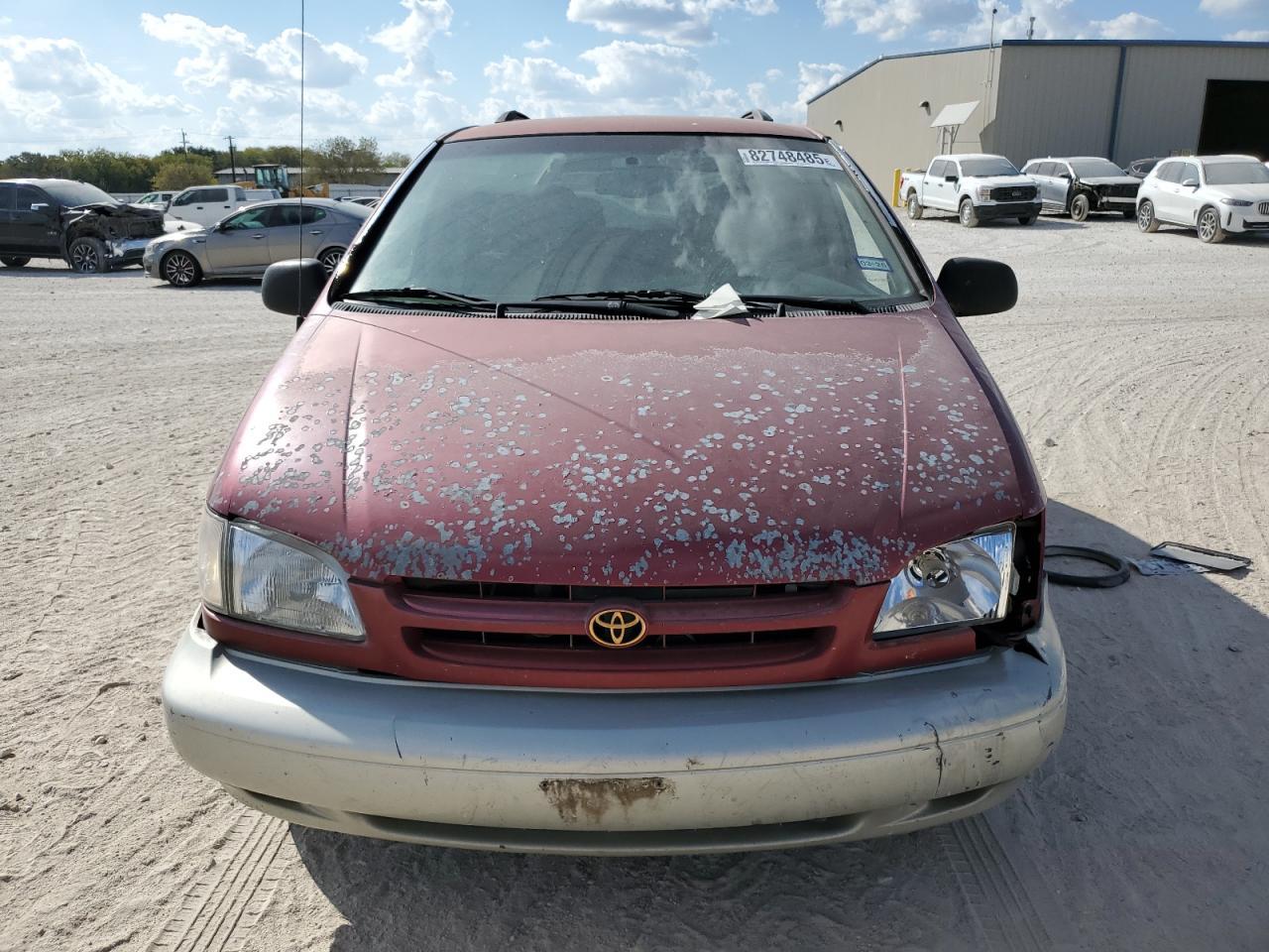 1998 TOYOTA SIENNA