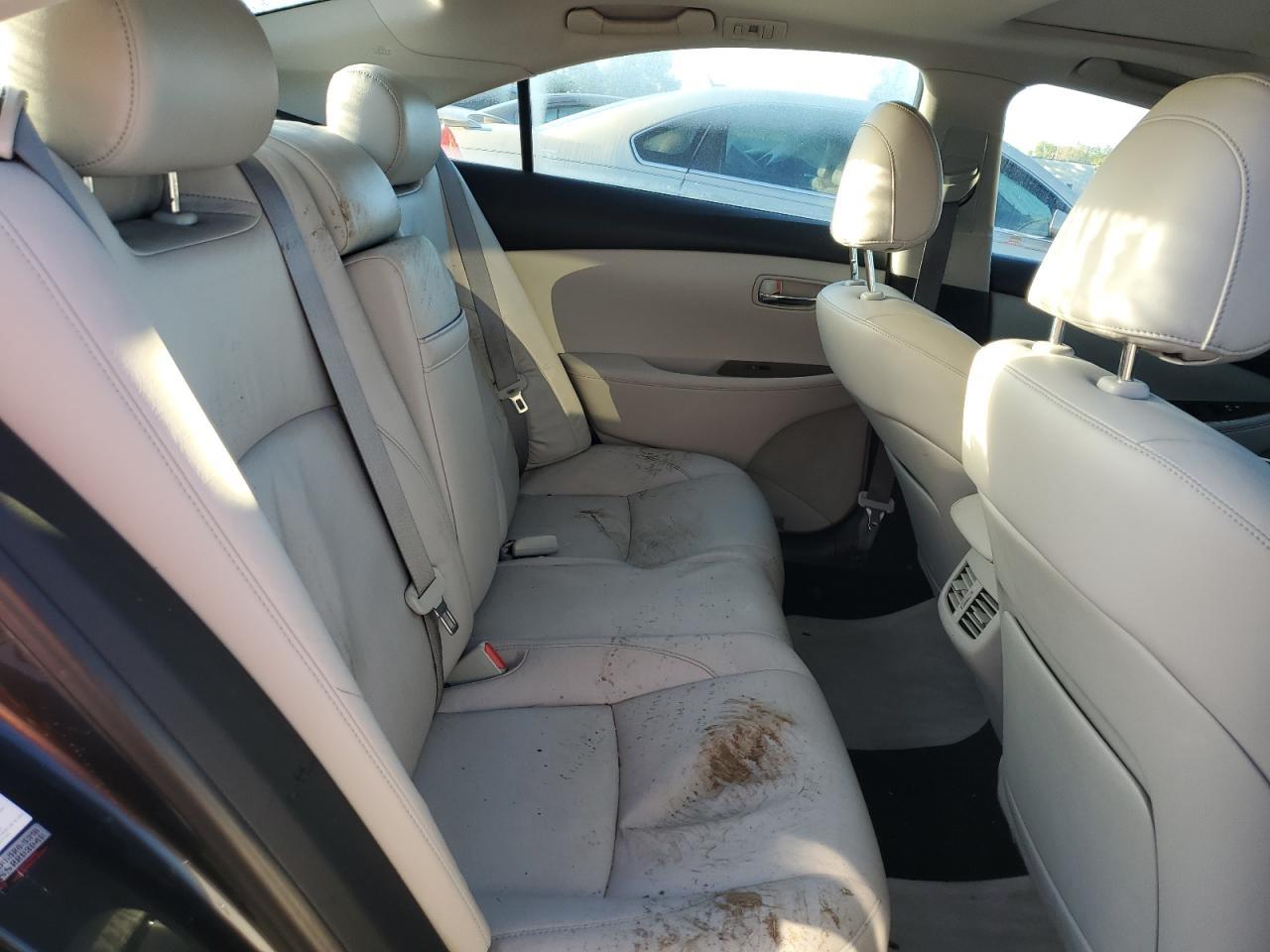 2010 LEXUS Es