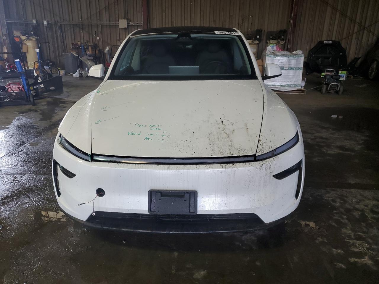 2026 TESLA MODEL Y
