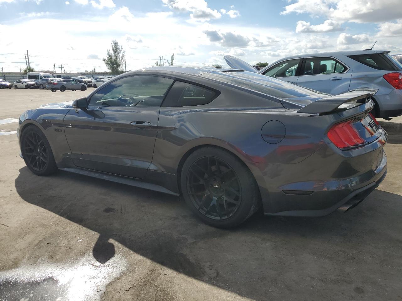 2020 FORD MUSTANG