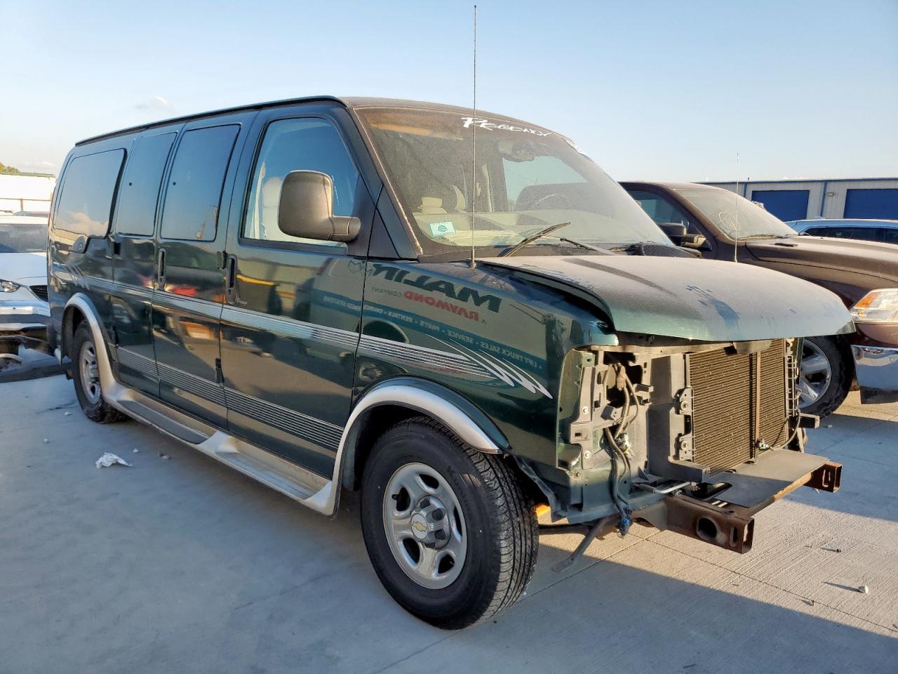2004 CHEVROLET Express 1500