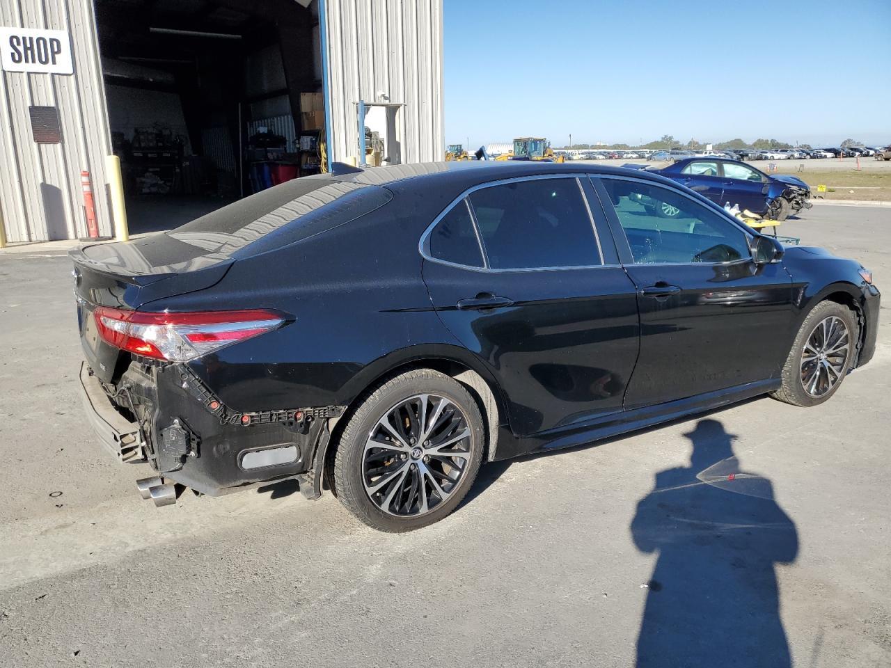 2019 TOYOTA CAMRY