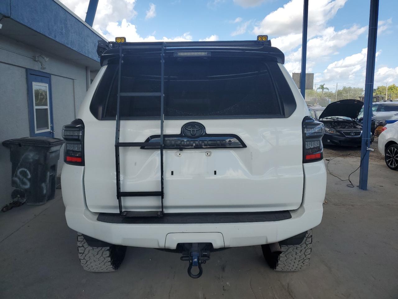 2021 TOYOTA 4Runner