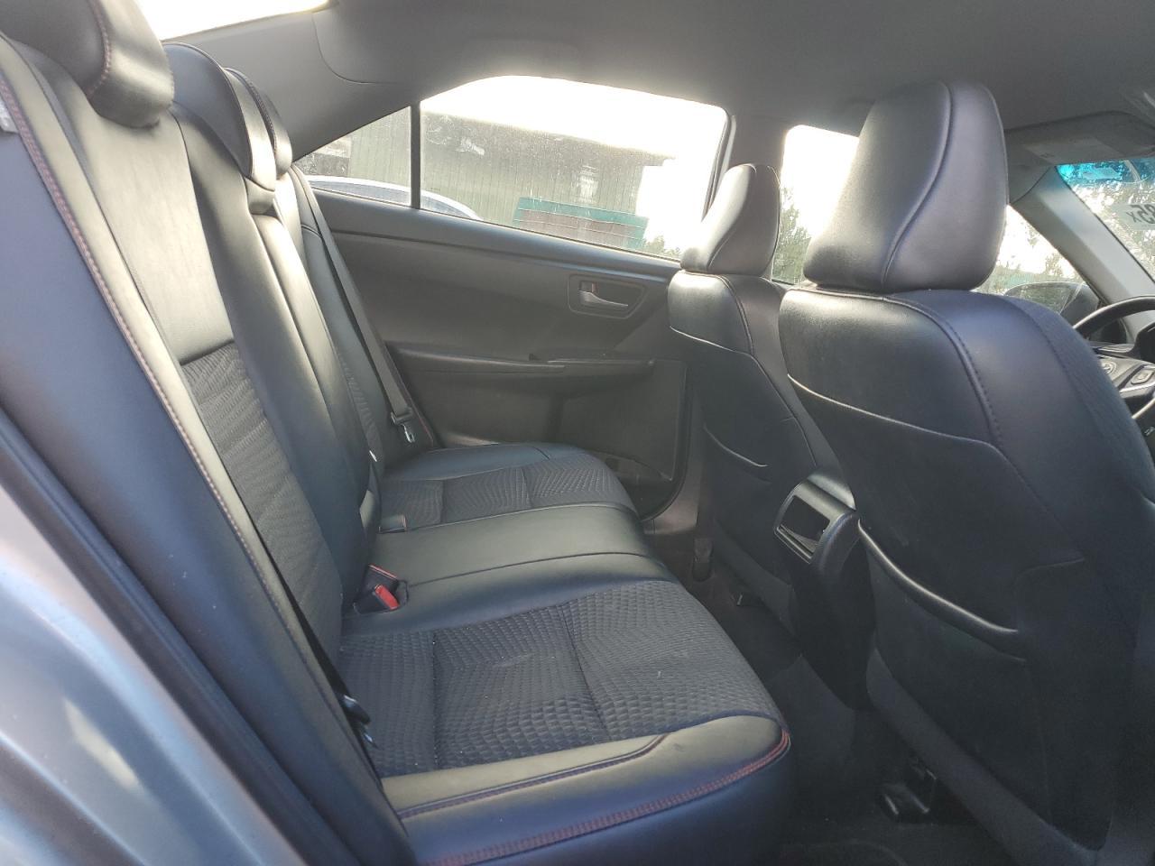 2015 TOYOTA CAMRY