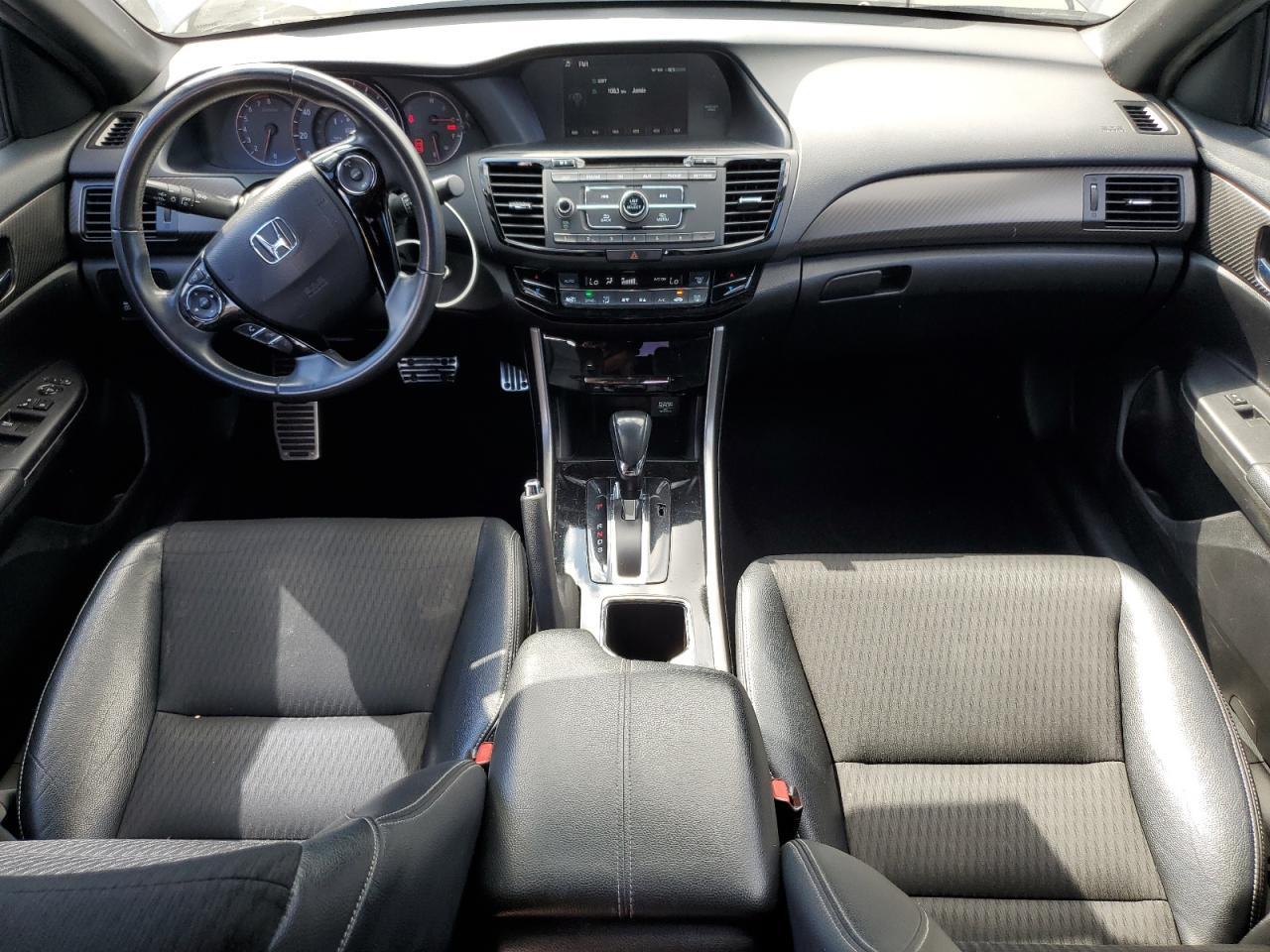 2017 HONDA ACCORD