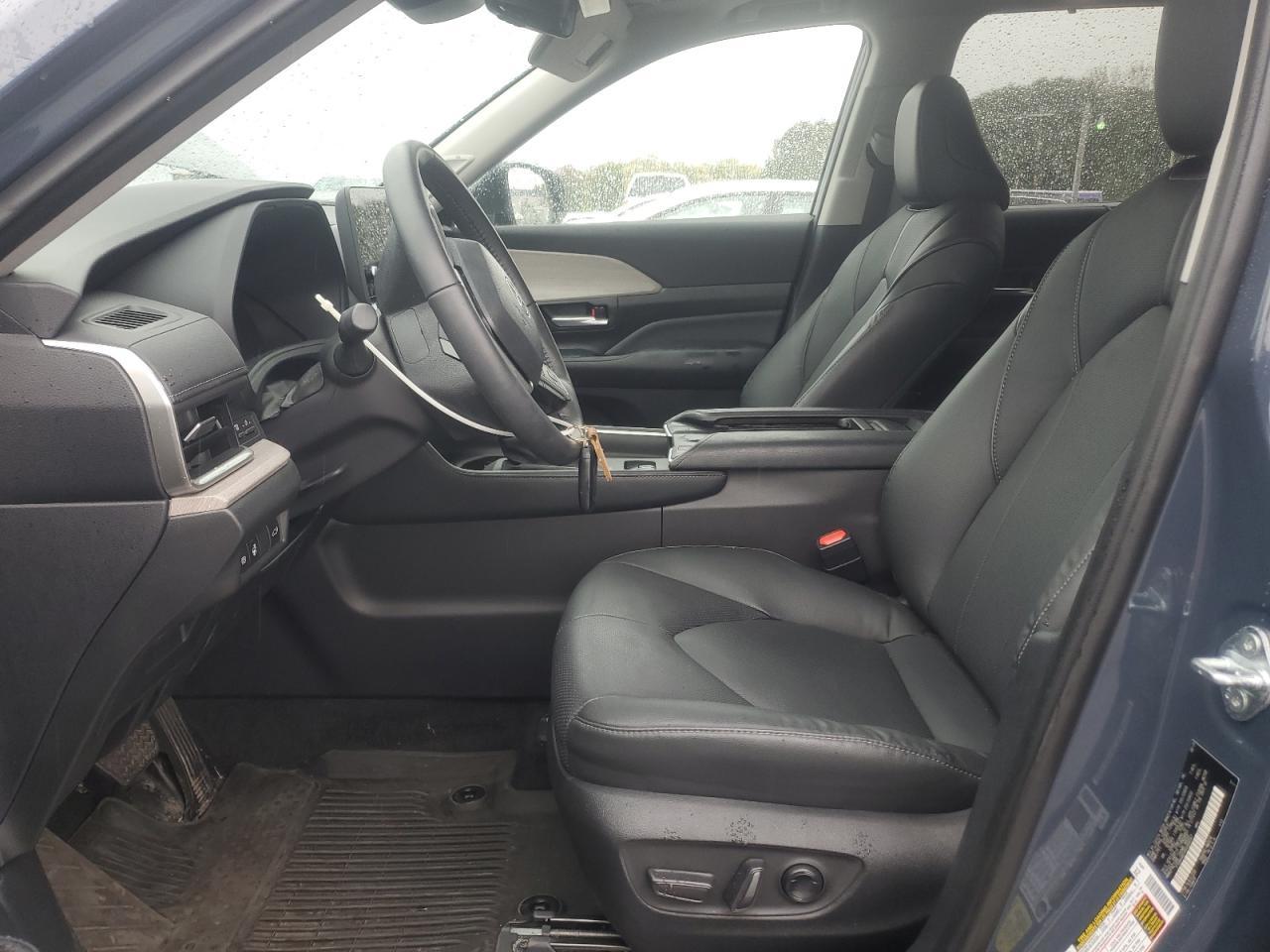 2024 TOYOTA HIGHLANDER