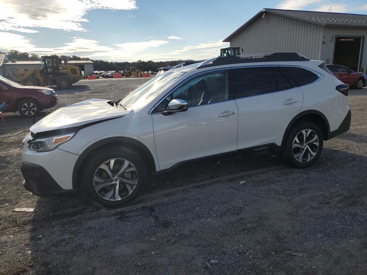 2022 SUBARU Outback